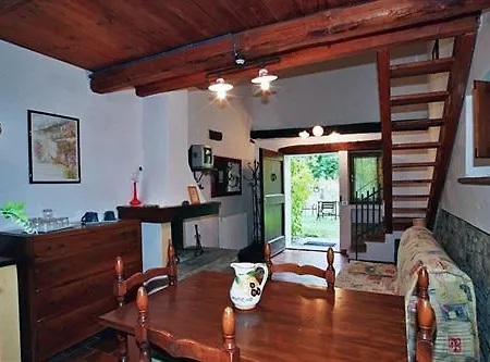 Praticino Otel La Lama